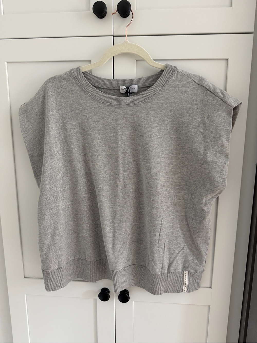 Michael Stars Sleeveless Grey Crewneck Top